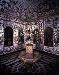 Ecke des Salon Chino (Chinesischer Raum) vollständig aus Porzellan ausgeführt, 1769 von Giuseppe Gricci