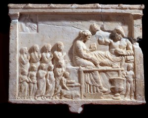 Griechische Kunst: Relief, das eine Bankettszene darstellt (Detail) von Greek