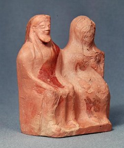 Zwei thronende Figuren, spätes 6. Jahrhundert v. Chr. (Keramik)