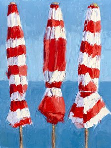 Rot-weiße Strandsonnenschirme