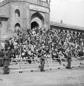 Zuschauer an der Jumma Masjid, Bangalore, Indien, 1900er Jahre