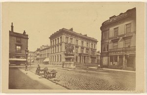Königinnenstatue & Clubhaus, Glasgow von H. Macfarlane