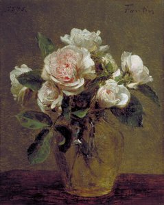Weiße Rosen in einer Glasvase