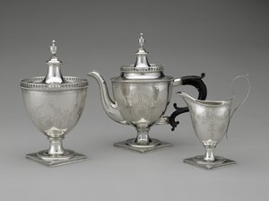 Teekanne, Zuckerdose und Sahnekännchen von Henry Lupp