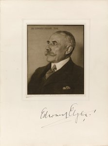 Porträt des Komponisten Sir Edward William Elgar 1857-1934, 1923