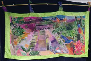 Maya-Tempel, 2005 von Hilary Simon