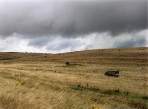 Hügelgrab auf der Salisbury Plain, Wiltshire, 1999 von IJ Leonard