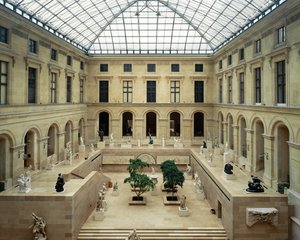 Der Puget-Hof im Louvre-Museum von Ieoh Ming Pei