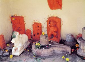 Schrein einer Kapelle am Ganges