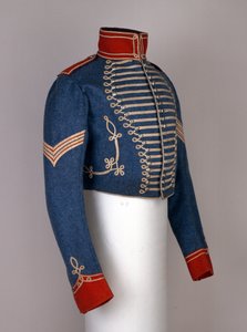 Indische Unteroffiziersjacke, voller Dress mit Fransen, 6. Bengalische Leichte Kavallerie, ca. 1825