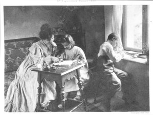 Die Lesestunde, 1905 von Italian Photographer