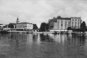 Venedig, Lido, Anlegestelle und Grand Hotel Lido von Italian Photographer