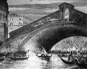 Canal Grande und die Rialtobrücke während des Karnevals