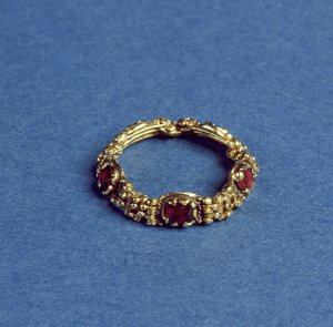 Hochzeitsring von Maria von Modena, 1674 (Gold & Rubin)