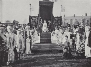 Knutsford Maifest, Krönung der Königin