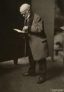 Menzel zeichnend