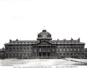 Fassade und Kuppel der Ecole Militaire, erbaut 1751-73