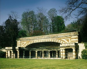Frankreich, Chatou (Yvelines): Die Nymphee de Soufflot, gebaut um eine Quelle zu beherbergen. Architektur von Soufflot (dem Architekten des Pantheon) zwischen 1774 und 1777 von Jacques Germain Soufflot