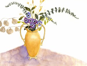 Stillleben mit violetten Blumen und englischer Vase