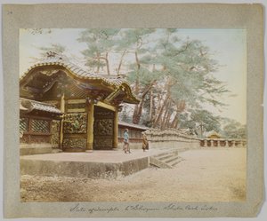 Tor des Tempels des 6. Shogun, Shiba Park, Tokio, Japan (handkoloriertes s/w-Foto)