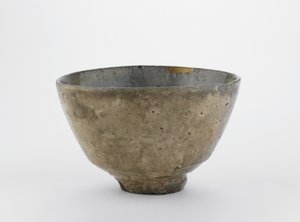 Teeschale in Form einer koreanischen Ido-Teeschale, Yamaguchi Präfektur, Edo-Periode, 18.-19. Jahrhundert