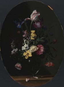 Eine Vase mit Blumen