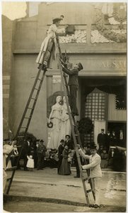 Jessie Tarbox Beals, Selbstporträt, Weltausstellung St. Louis, ca. 1905-40 von Jessie Tarbox Beals