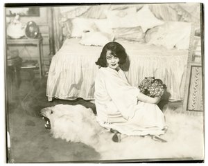 Lenore Ulric, ca. 1915-28 von Jessie Tarbox Beals