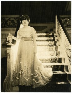 Mrs Frank G Logan aus Chicago, Kunstmäzenin