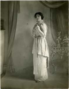 Orchideenmoiré, Maurice, ca. 1905-18 von Jessie Tarbox Beals