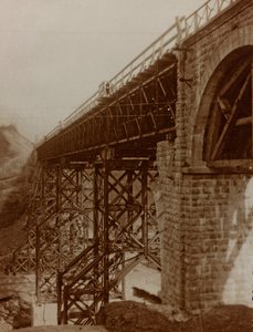 Album "Meine weltkriegs - Erinnerungen Südwestfront (Kärnten, Italien, Südtirol) 31/03/1915-12/11/1918 - Josef Zohles Wien": Rekonstruierte Brücke
