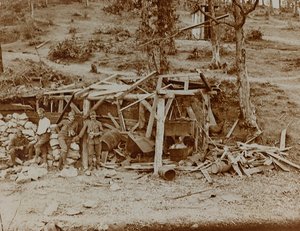 Album "Meine Weltkriegs-Erinnerungen Südwestfront (Kärnten, Italien, Südtirol) 31/03/1915-12/11/1918 - Josef Zohles Wien": Gruppe von Soldaten