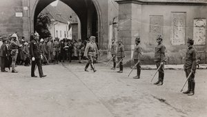 Album "Meine weltkriegs - Erinnerungen Südwestfront (Kärnten, Italien, Südtirol) 31/03/1915-12/11/1918 - Josef Zohles Wien": Soldaten in Villach von Josef Zohles