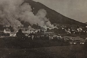 Album "Meine weltkriegs - Erinnerungen Südwestfront (Kärnten, Italien, Südtirol) 31/03/1915-12/11/1918 - Josef Zohles Wien": Bombenangriffe in Tarvisio