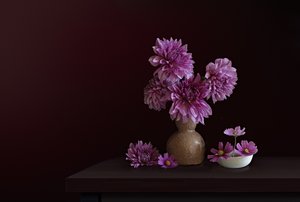 Stimmungsvolles Dahlienbouquet