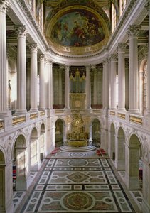 Die Chapelle Royale (Königliche Kapelle) nach Osten blickend, fertiggestellt von Robert de Cotte (1656-1735) begonnen 1699 nach Plänen von 1689, geweiht 1710
