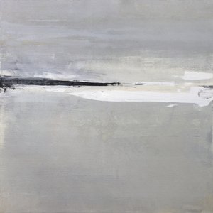 Gelassener Horizont mit Weichen Grauen und Weißen Tönen von Julia Contacessi