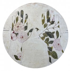 Florale Hände Versprechen von Karenina Fabrizzi