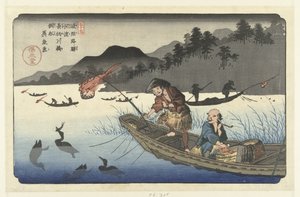 Kormoranfischerboote auf dem Nagae-Fluss in Kawado