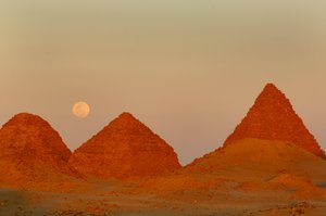 Aspelta-Pyramide, Schwarze Pharaonen, Nubier, Sudan, Nuri, nahe dem 4. Katarakt, 25. Dynastie...
