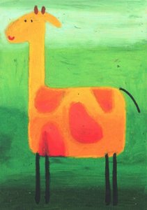 Verspielte Safari-Giraffe
