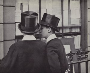 Spottiswoodes Fenster, Eton (s/w Foto) von Laszlo Moholy Nagy