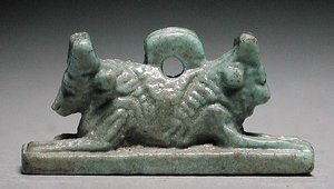 Stierköpfiger Löwenamulett, Saite-Periode, 715-656 v. Chr. von Late Period Egyptian
