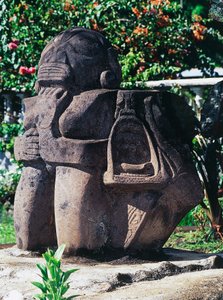 Anthropomorphe Tiki-Skulptur, Papeete, Tahiti von Unbekannt Unbekannt