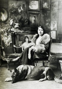 Emilia Cardona Boldini in der Falconiera 1931, Frau von Giovanni Boldini von Unbekannt Unbekannt