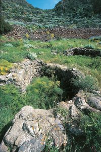 Italien, Sizilien, Provinz Messina, Filicudi-Insel, Capo Graziano, Ruinen eines prähistorischen Dorfes von Unbekannt Unbekannt