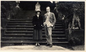 Lady Rachel Cavendish und Viscount Stuart of Findhorn (s/w Foto)