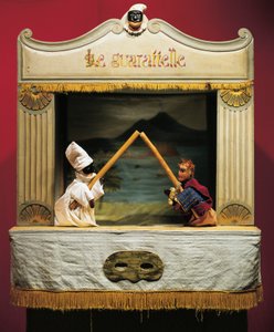 Punch (Pulcinella) und Pasquale Terremoto, Puppen aus dem Maria Imperatrice Guarattelle Theater, Neapel, Italien (Foto)