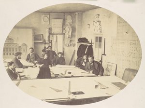 [Charles Garnier im Entwurfsraum beim Entwerfen der neuen Pariser Oper], ca. 1870 von Louis Emile Durandelle