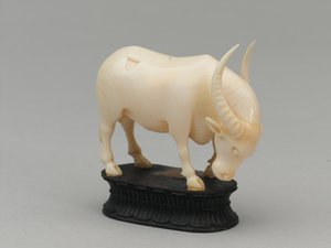 Schwarzer Läufer, Schachfigur, Indien, ca. 1820